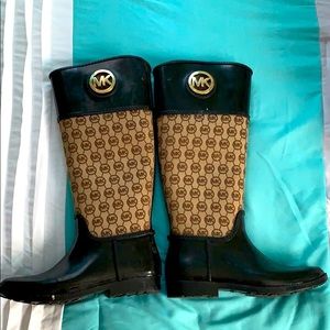 Michael Kors boots
